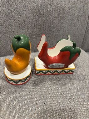 Clay art chilli pepper Hand-Painted  south western napkin mail holder